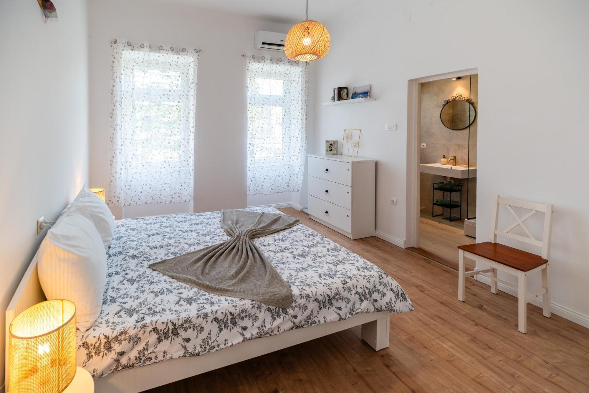 Apartments House Pinezic Малинська Номер фото