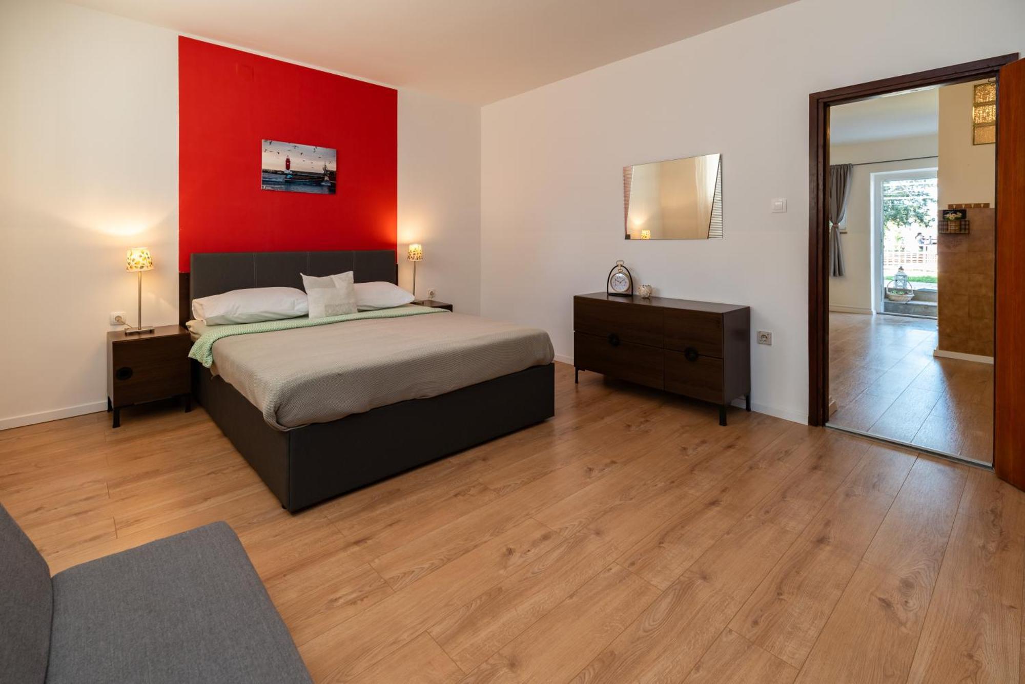 Apartments House Pinezic Малинська Екстер'єр фото