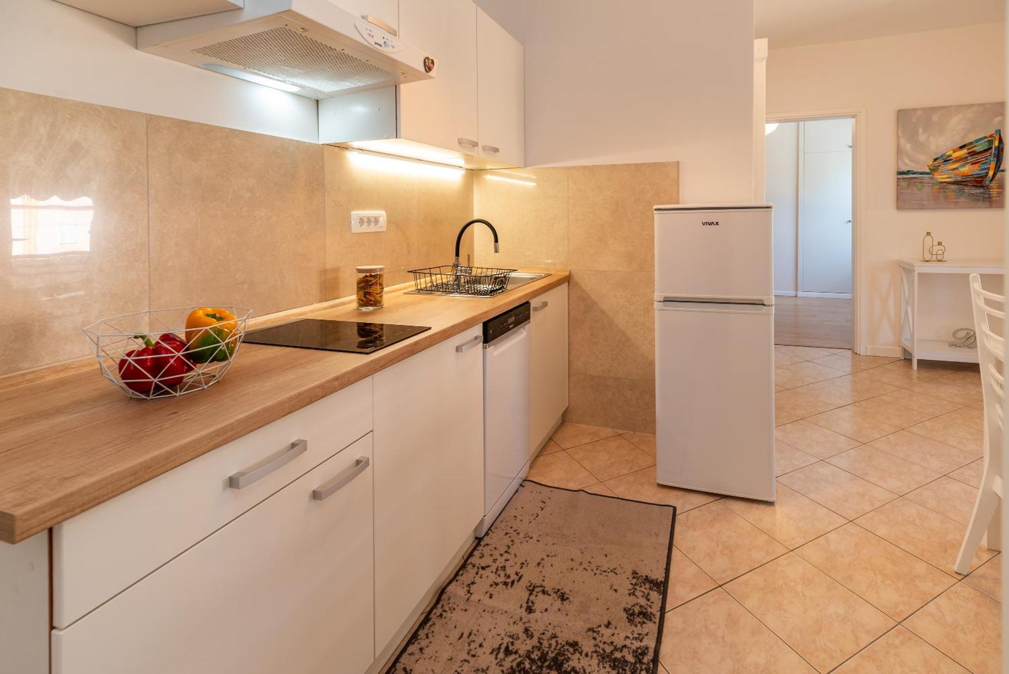 Apartments House Pinezic Малинська Екстер'єр фото